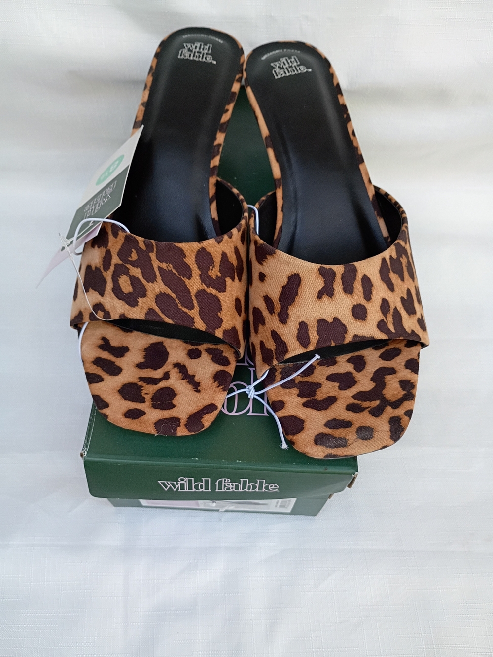 Wild Fable Leopard-Print Small Heel Sandals in Tan and Brown Size 8.5 - Picture 3 of 8